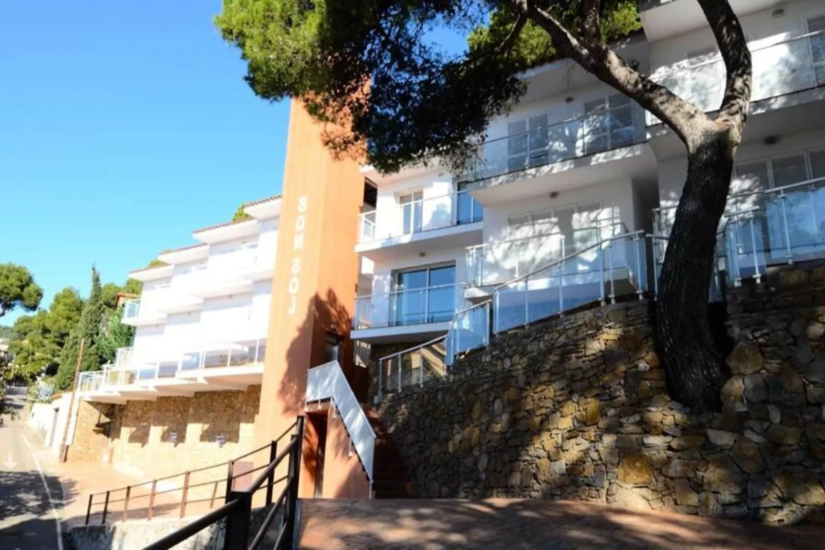 Appartements à L'Estartit-Exterior summer