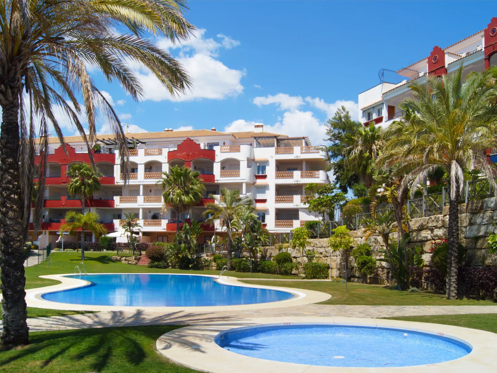 Island of Riviera Golf-Outside