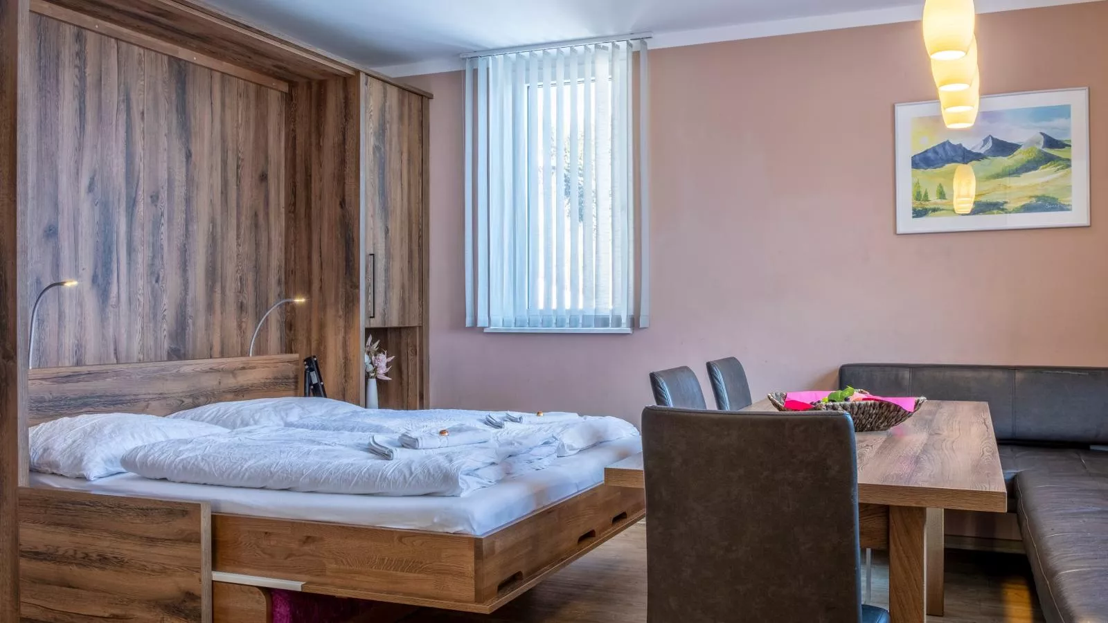 Sonne-Bedroom