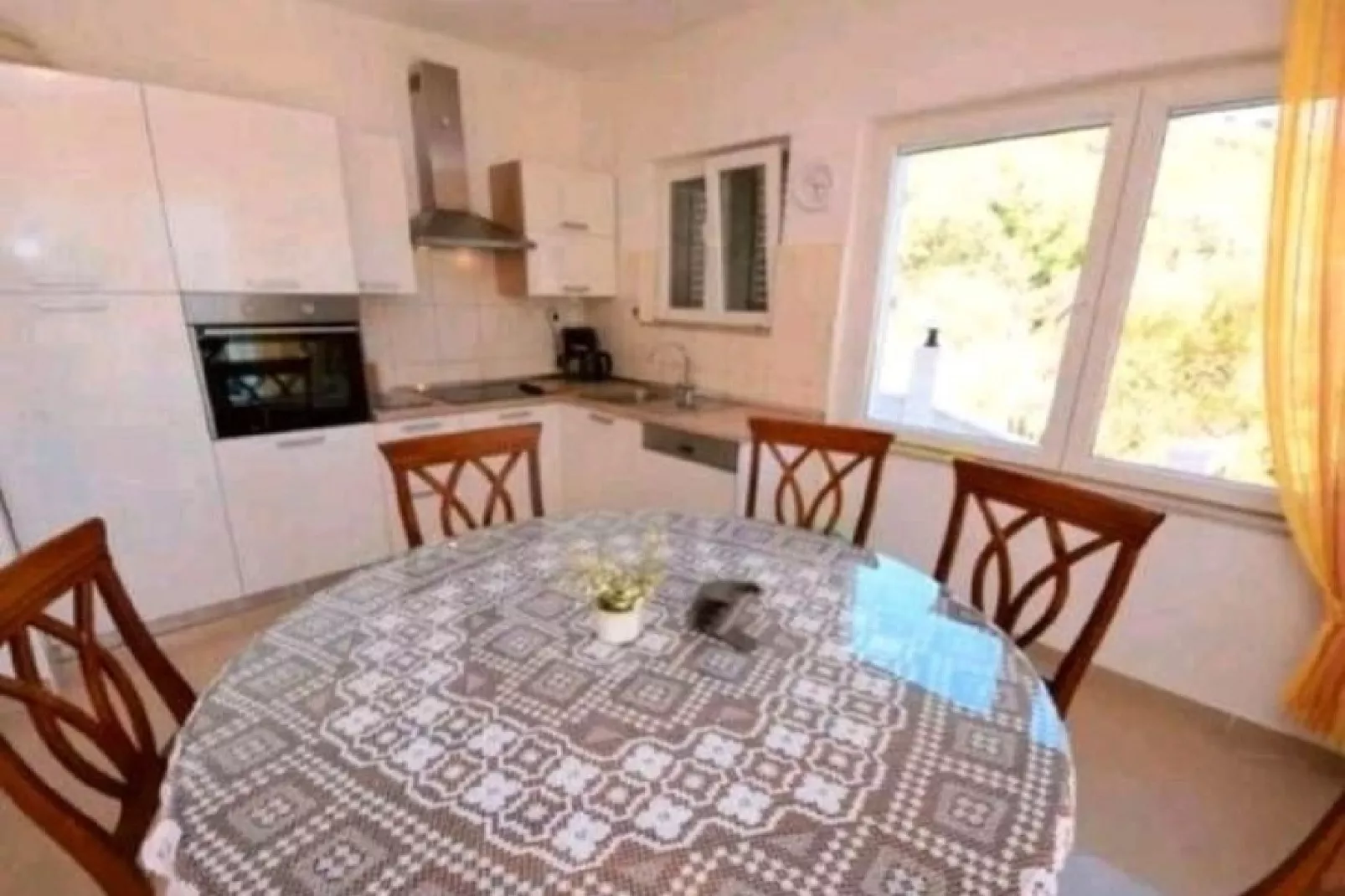 Apartment Mila - Three Bedroom Apartment with Terrace and Sea View-Kitchen