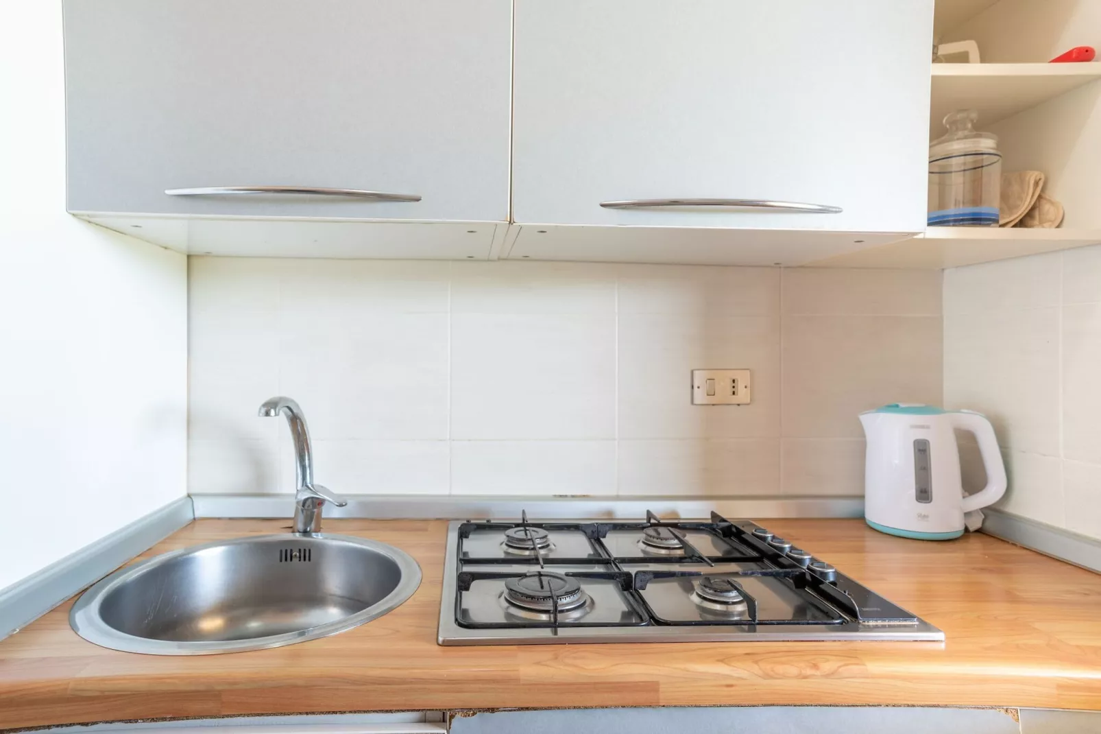 Mono 2 Pax-Kitchen