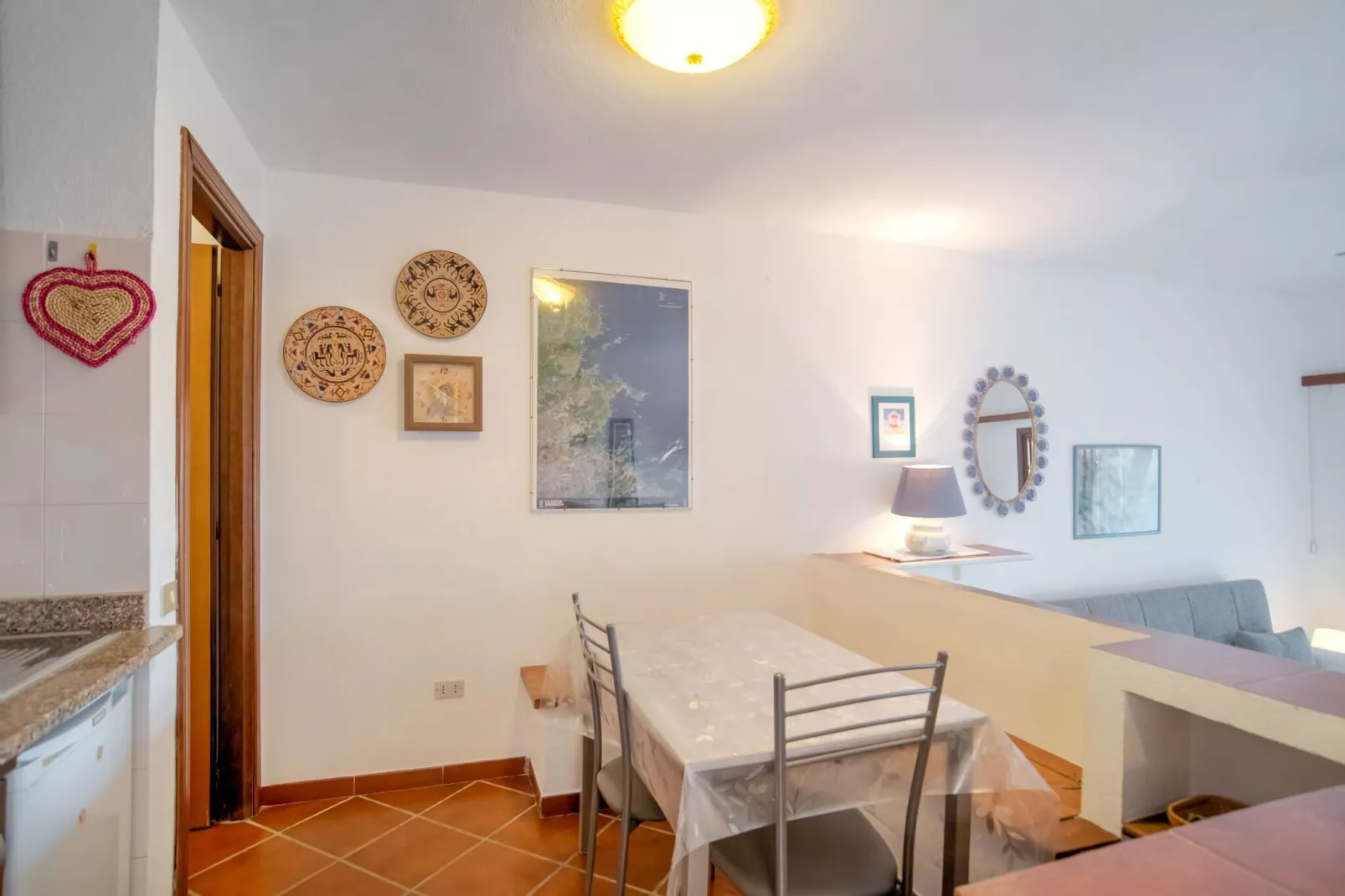 Bilo 3/4 Pax-Living room