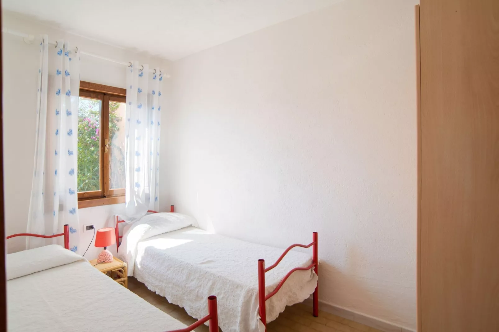 Trilo 5/6 Pax-Bedroom