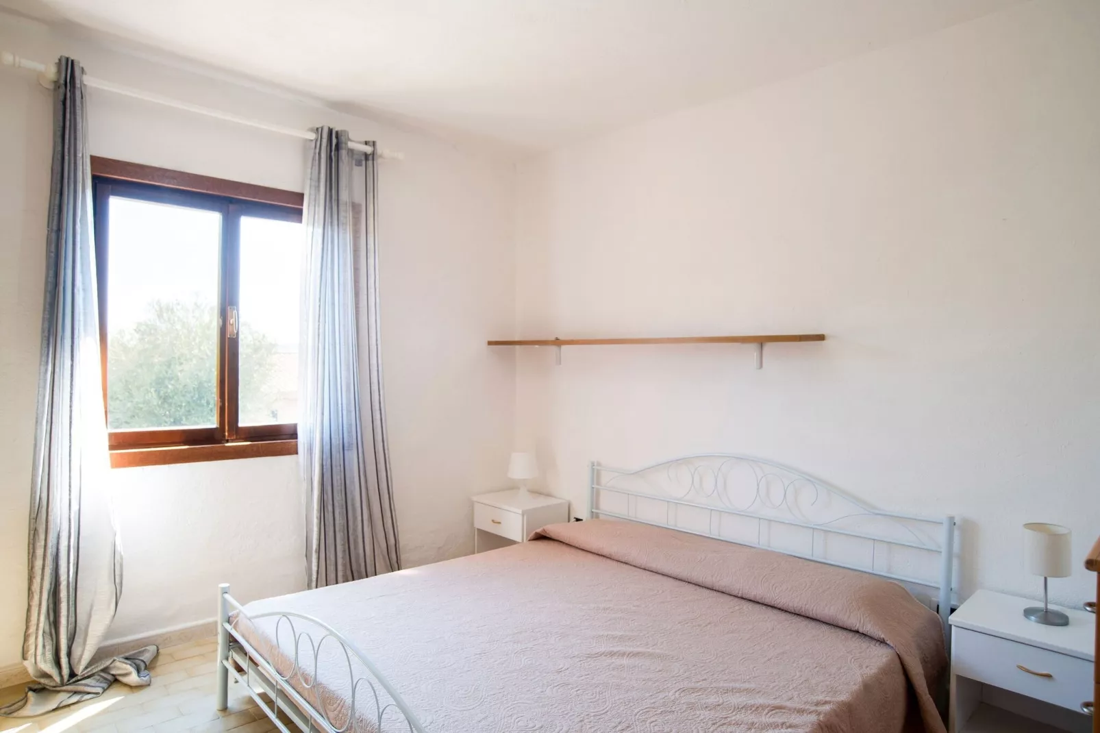 Trilo 5/6 Pax-Bedroom