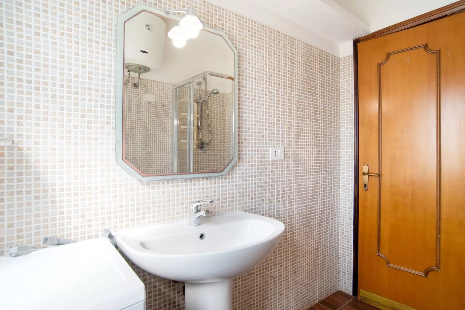 Trilo 5/6 Pax-Bathroom