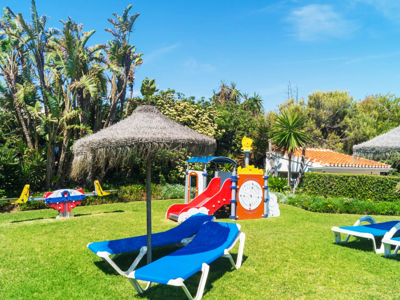 Cabopino-Outside