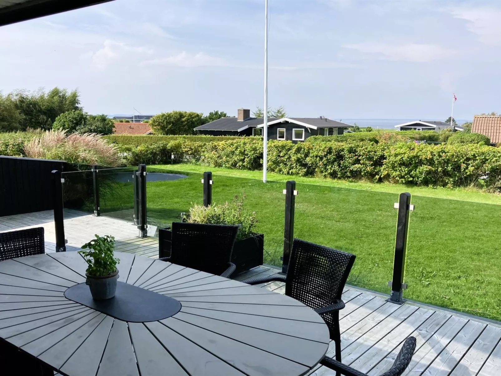 "Carlene" - 350m from the sea-Outside