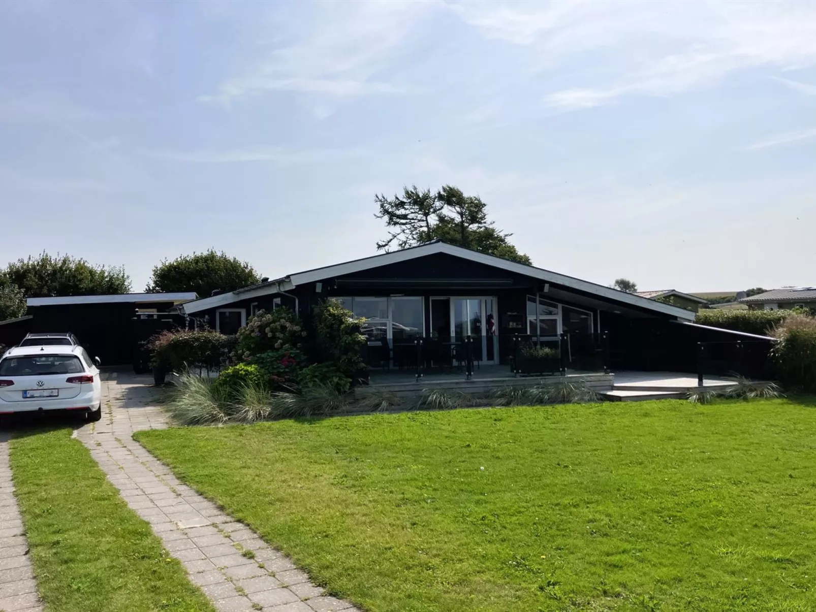 "Carlene" - 350m from the sea-Outside