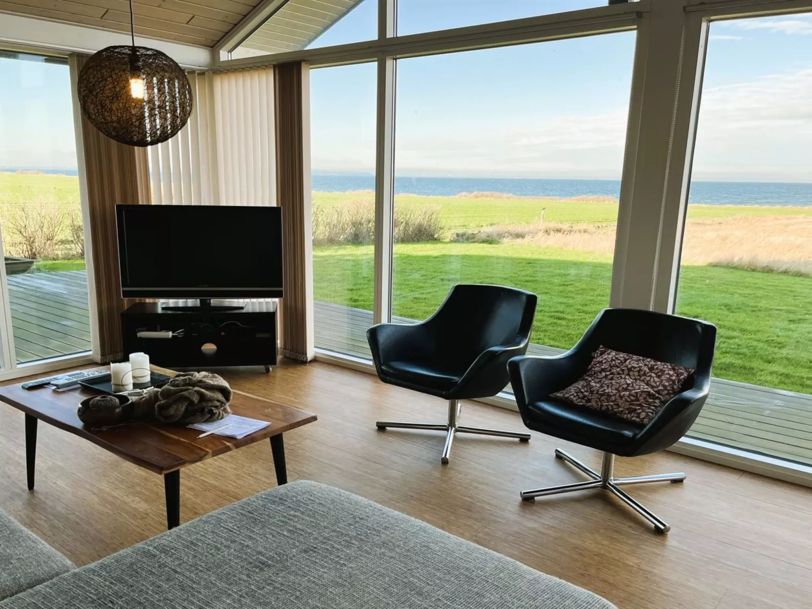 "Drusilla" - 140m from the sea-Inside