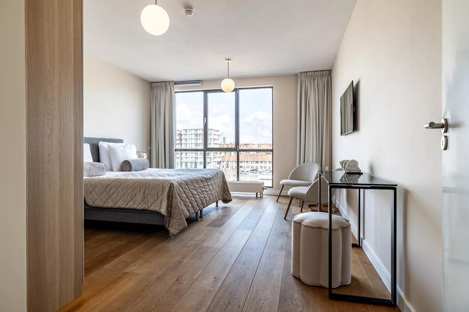 Scheveningen Harbour 38C-Bedroom