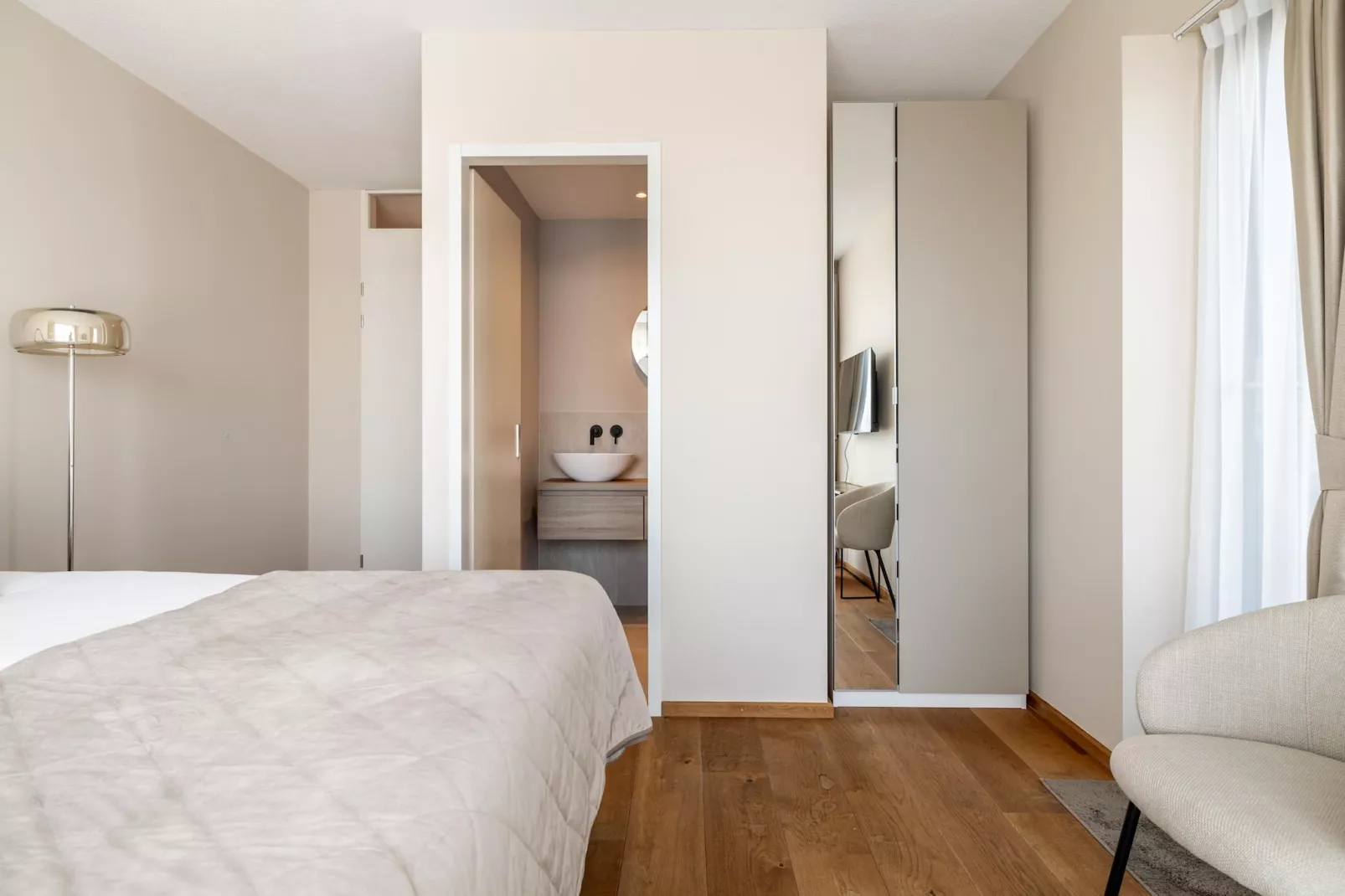 Scheveningen Harbour 42A-Bedroom