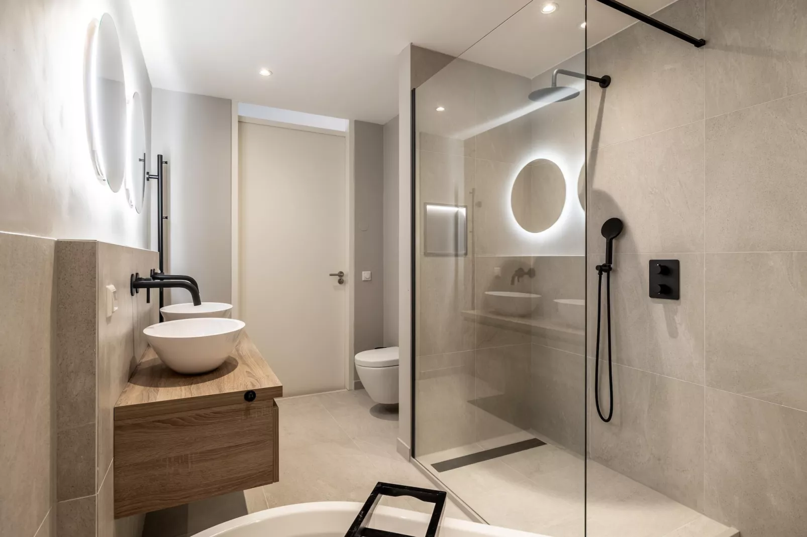 Scheveningen Harbour 42A-Bathroom