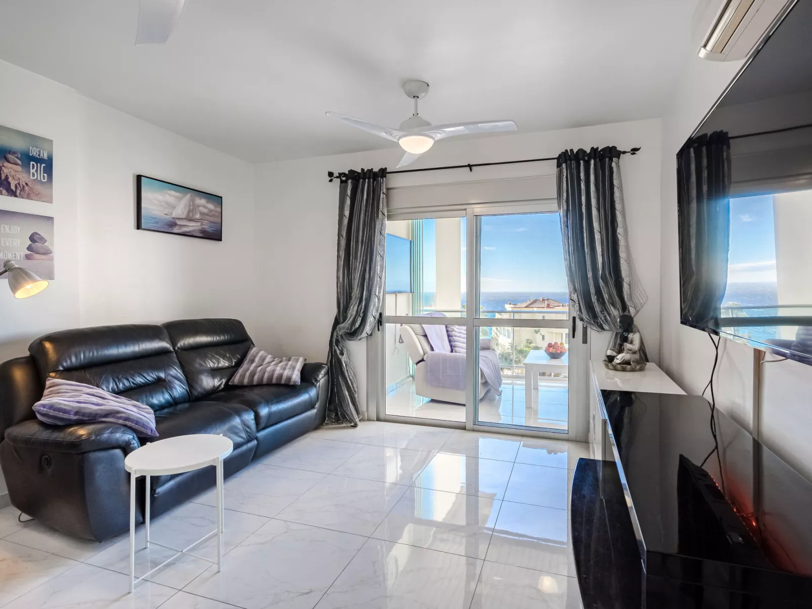 Atlantic View-Inside