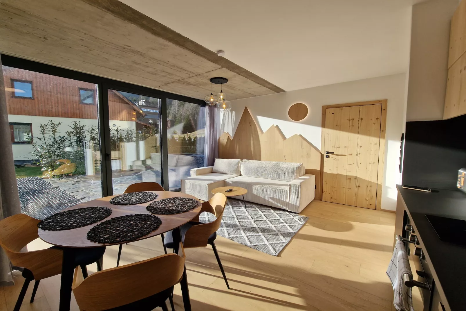 Pec KPB034-SN-Living room