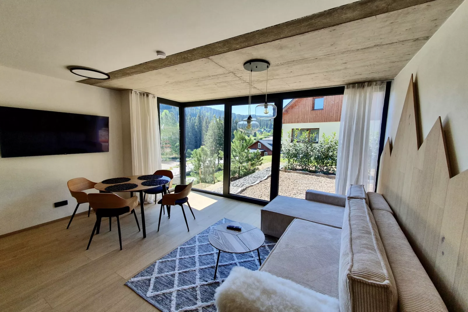 Pec KPB034-SN-Living room