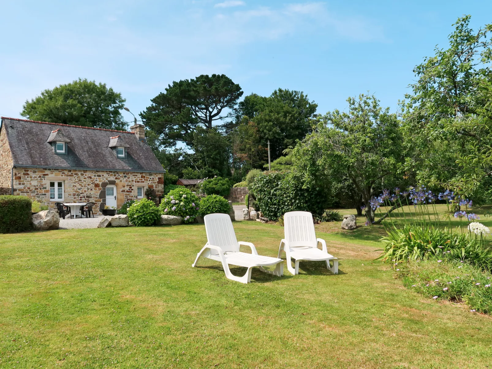 Chez Jeanne-Outside
