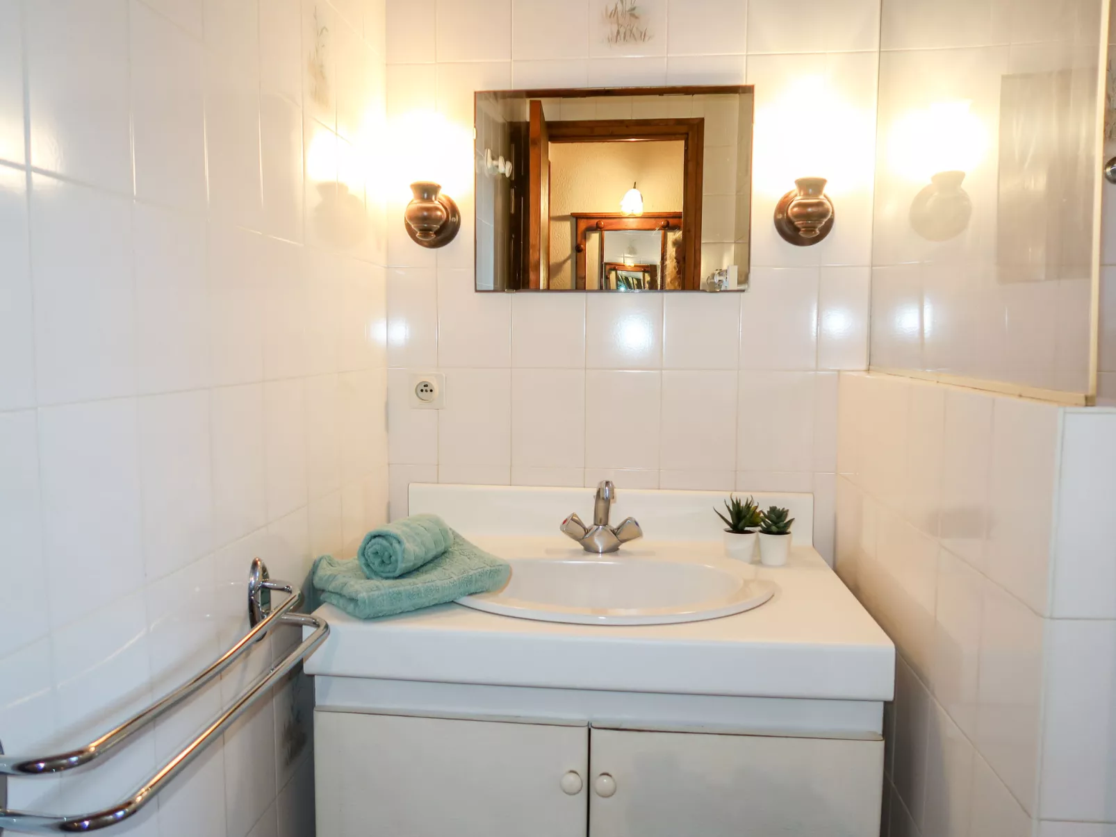 Chez Jeanne-Inside