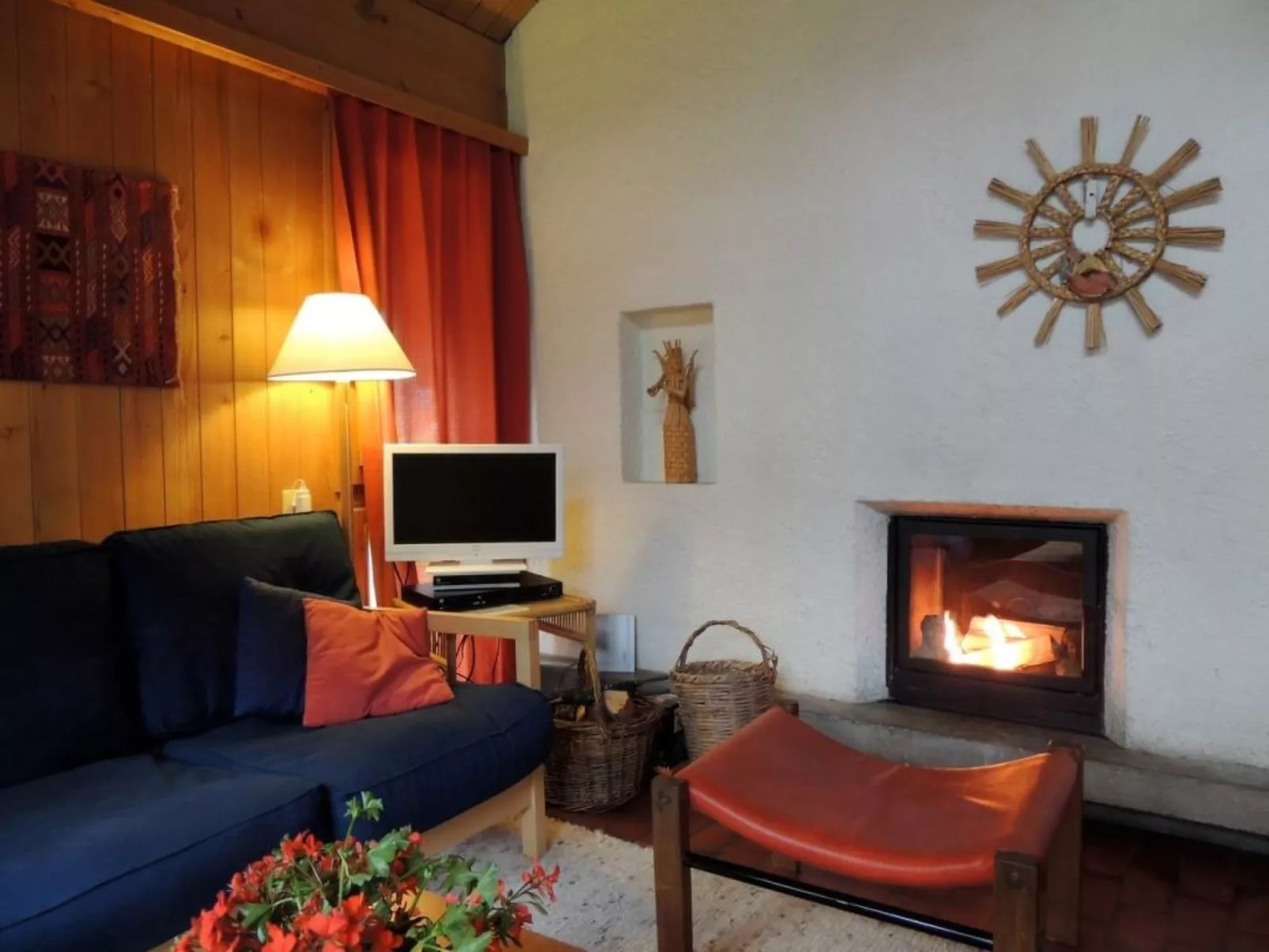 Minnehaha, Chalet-Inside