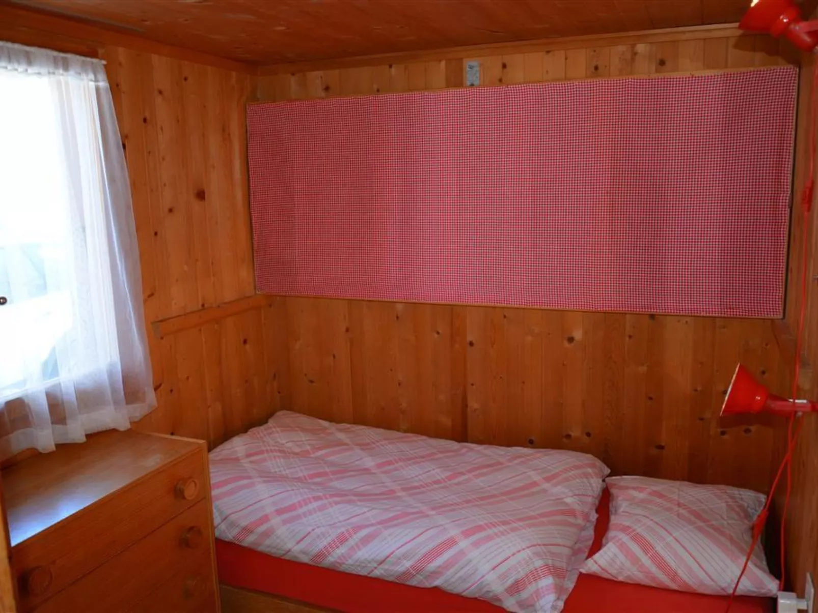 Minnehaha, Chalet-Inside