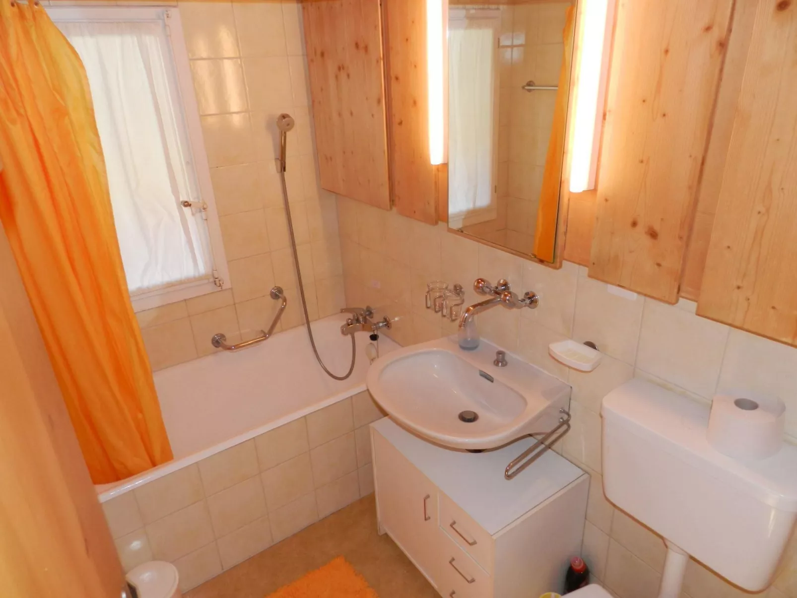 Minnehaha, Chalet-Inside