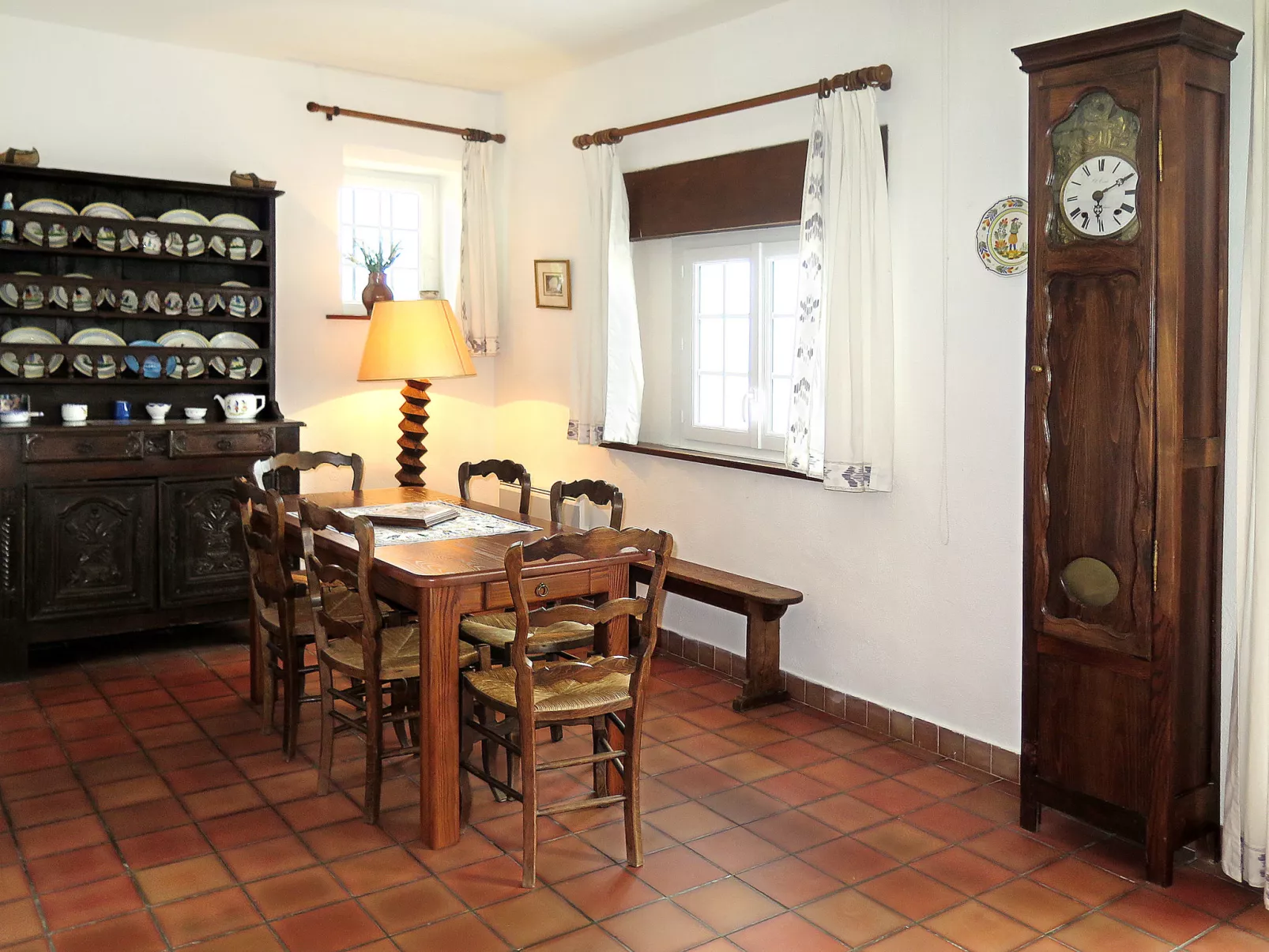 Les Embruns-Inside