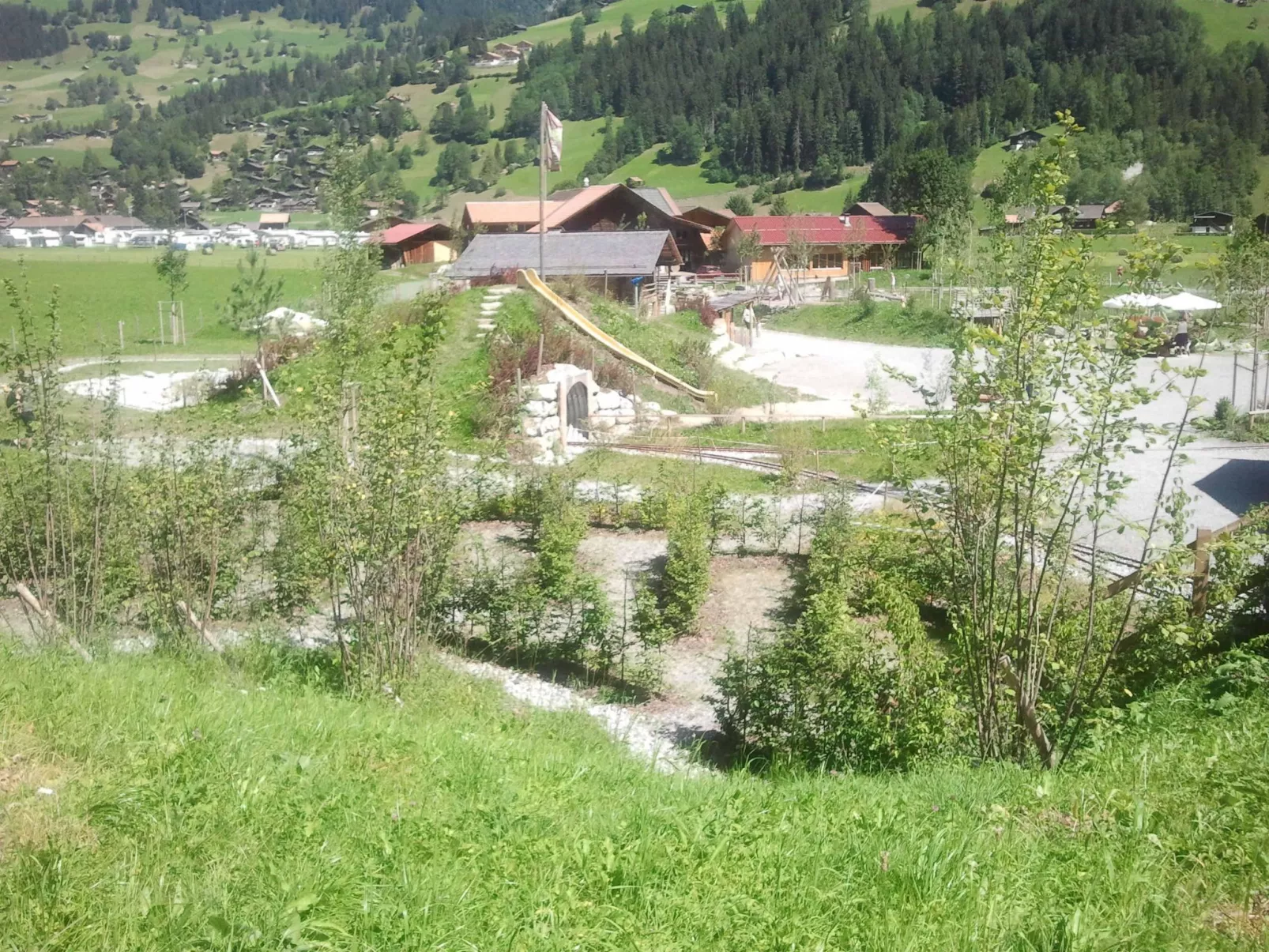 Kronenplatz 7 # 3-Outside
