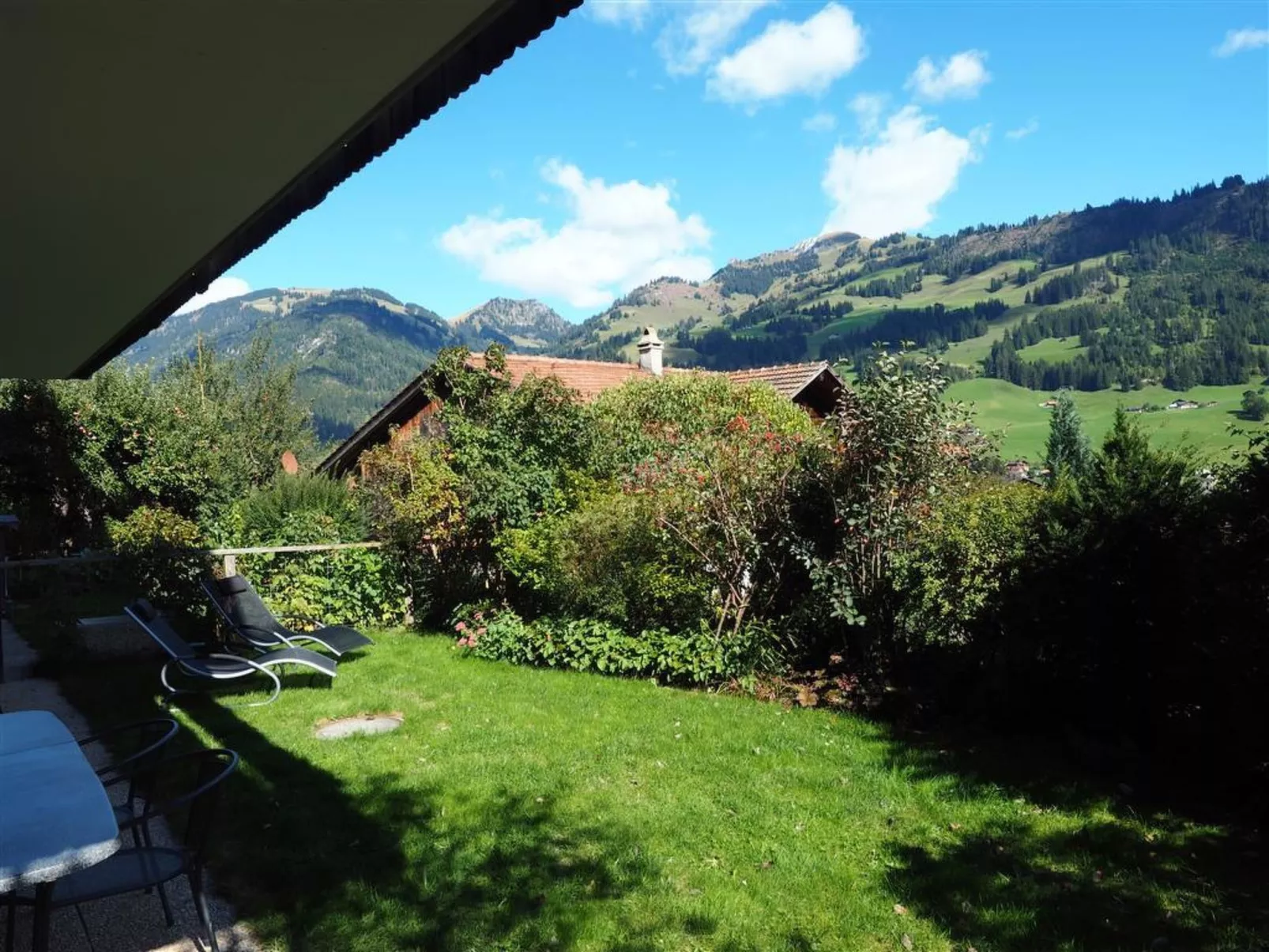 Am Ryschbächli-Outside