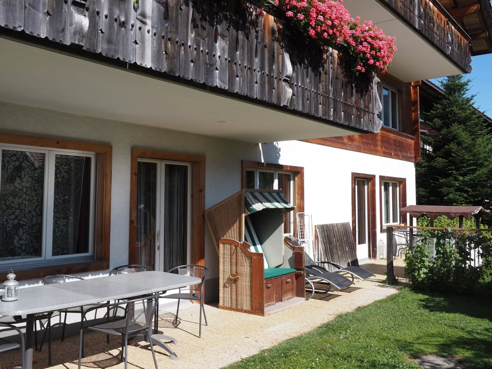 Am Ryschbächli-Outside