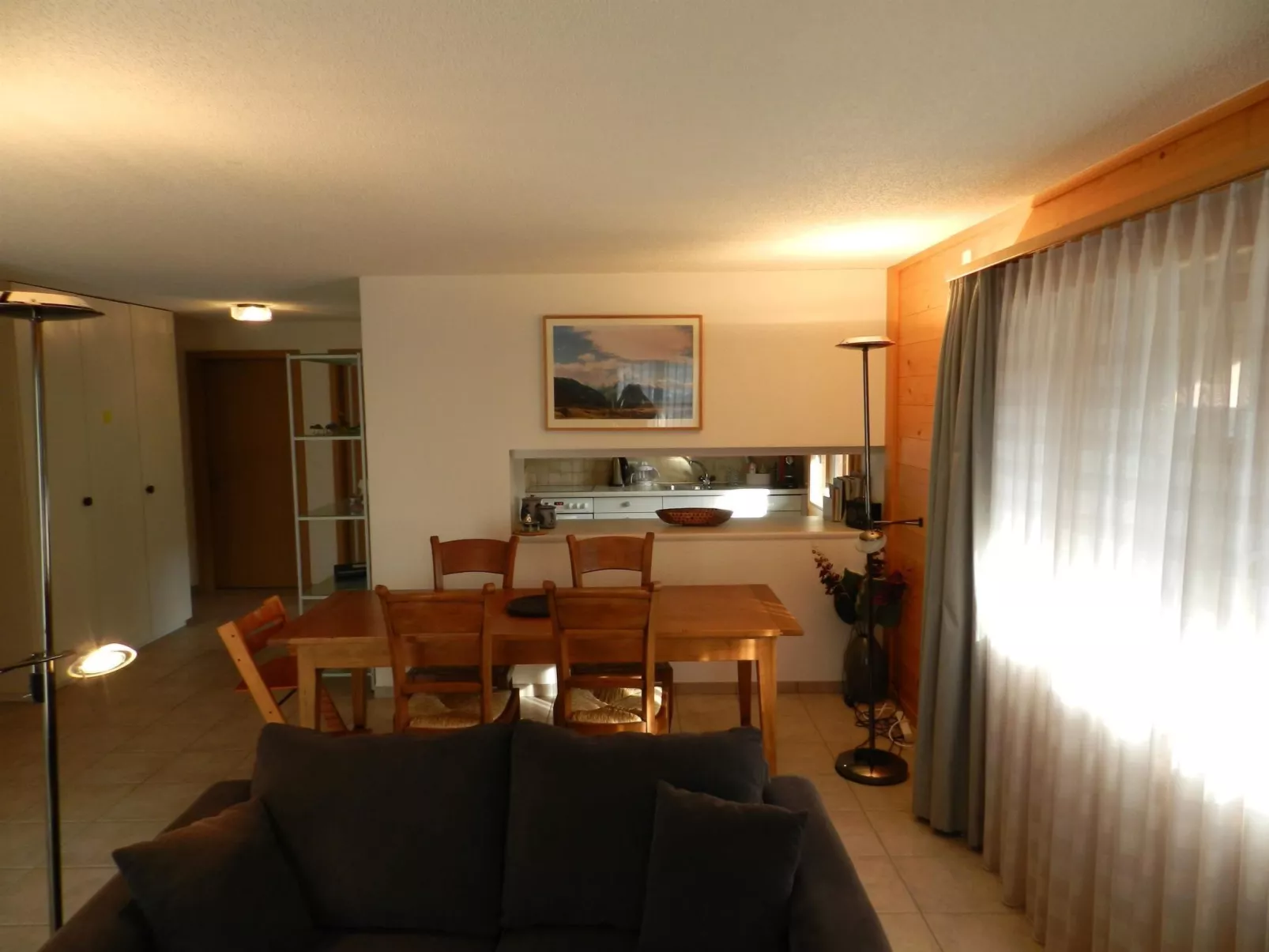 Hübeli (Chapman)-Inside