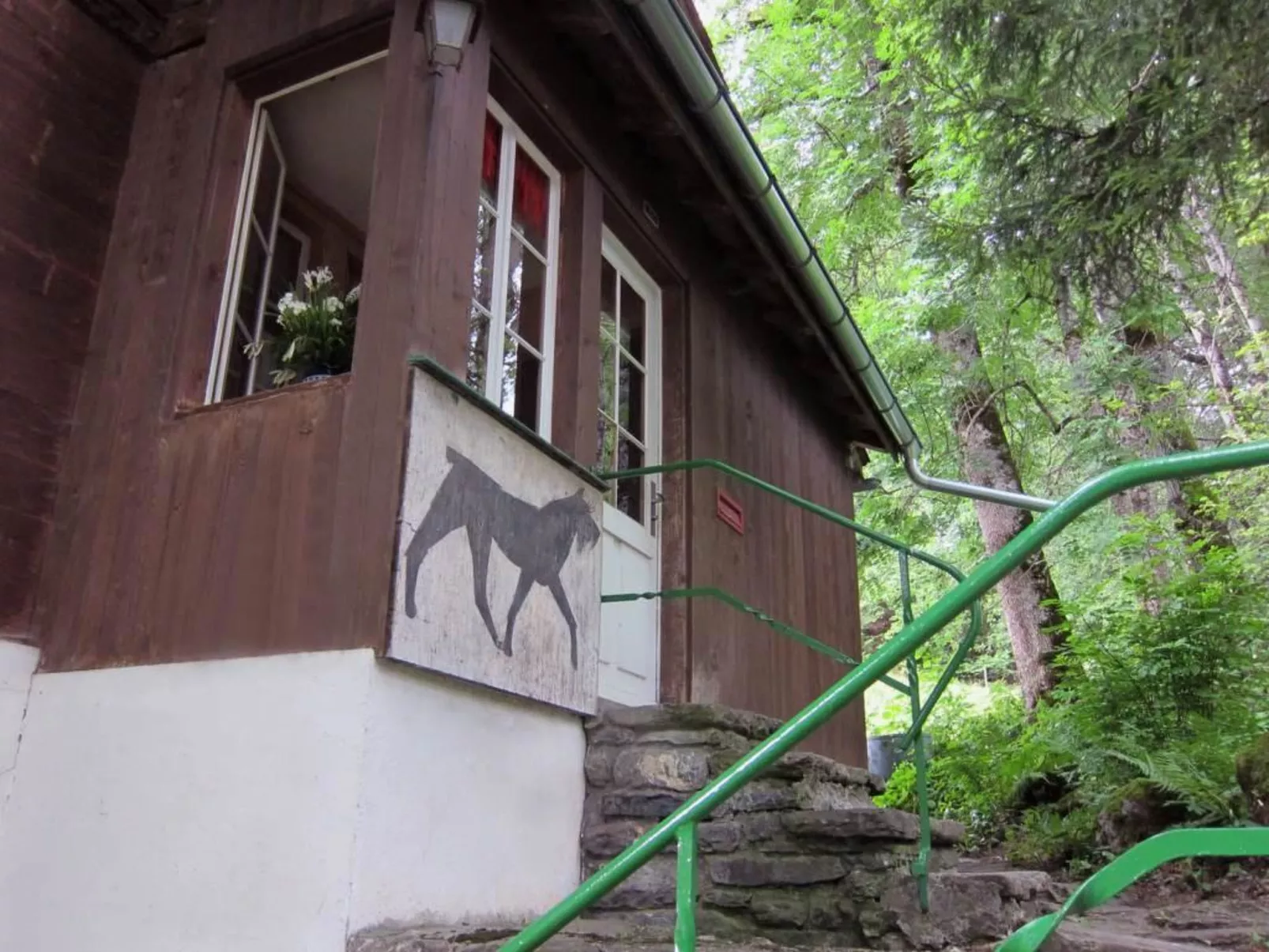 Chalet Maru-Inside