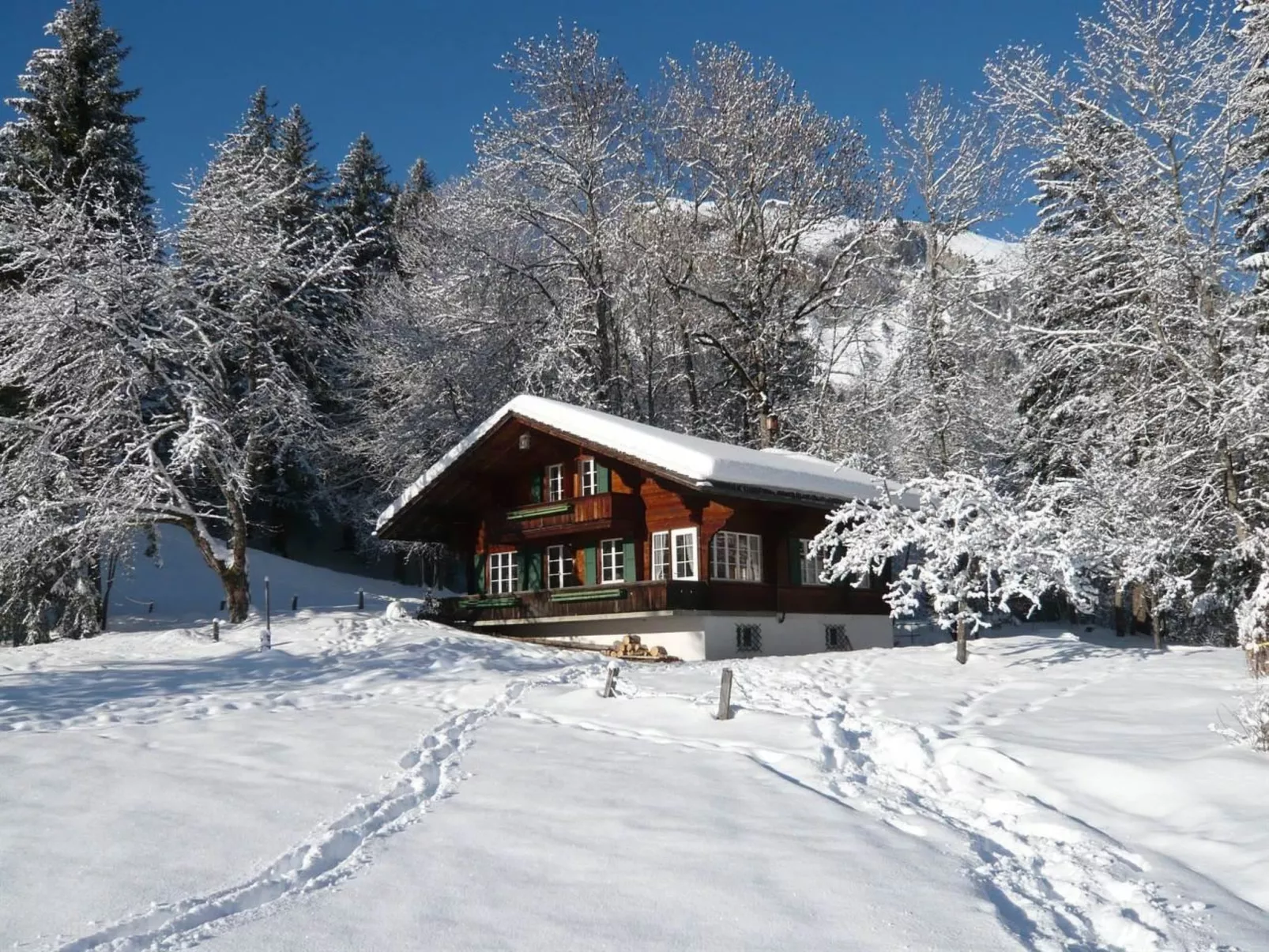 Chalet Maru-Outside