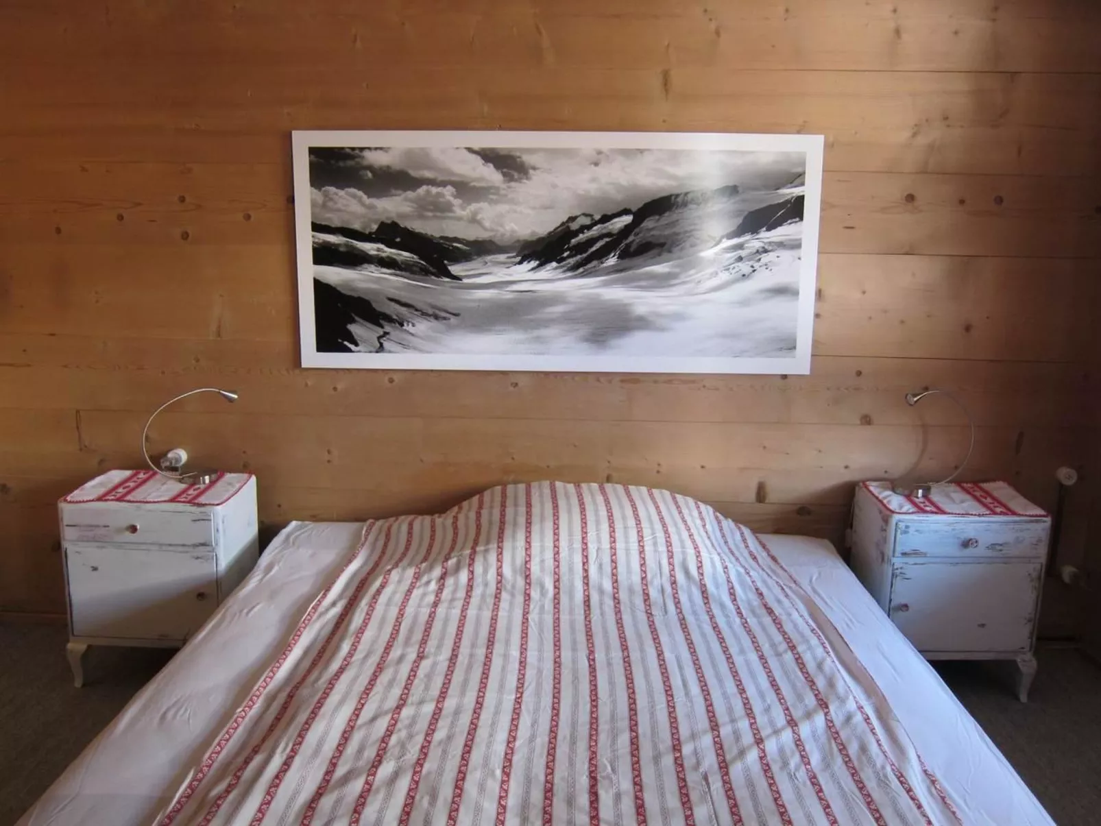 Chalet Maru-Inside