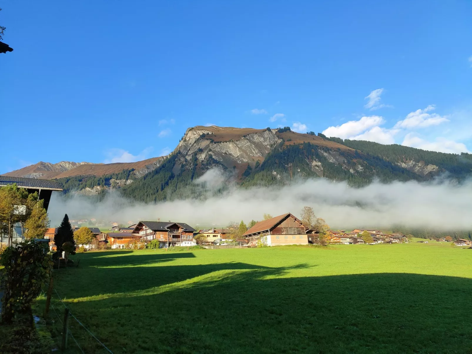 Lenk Unique-Outside