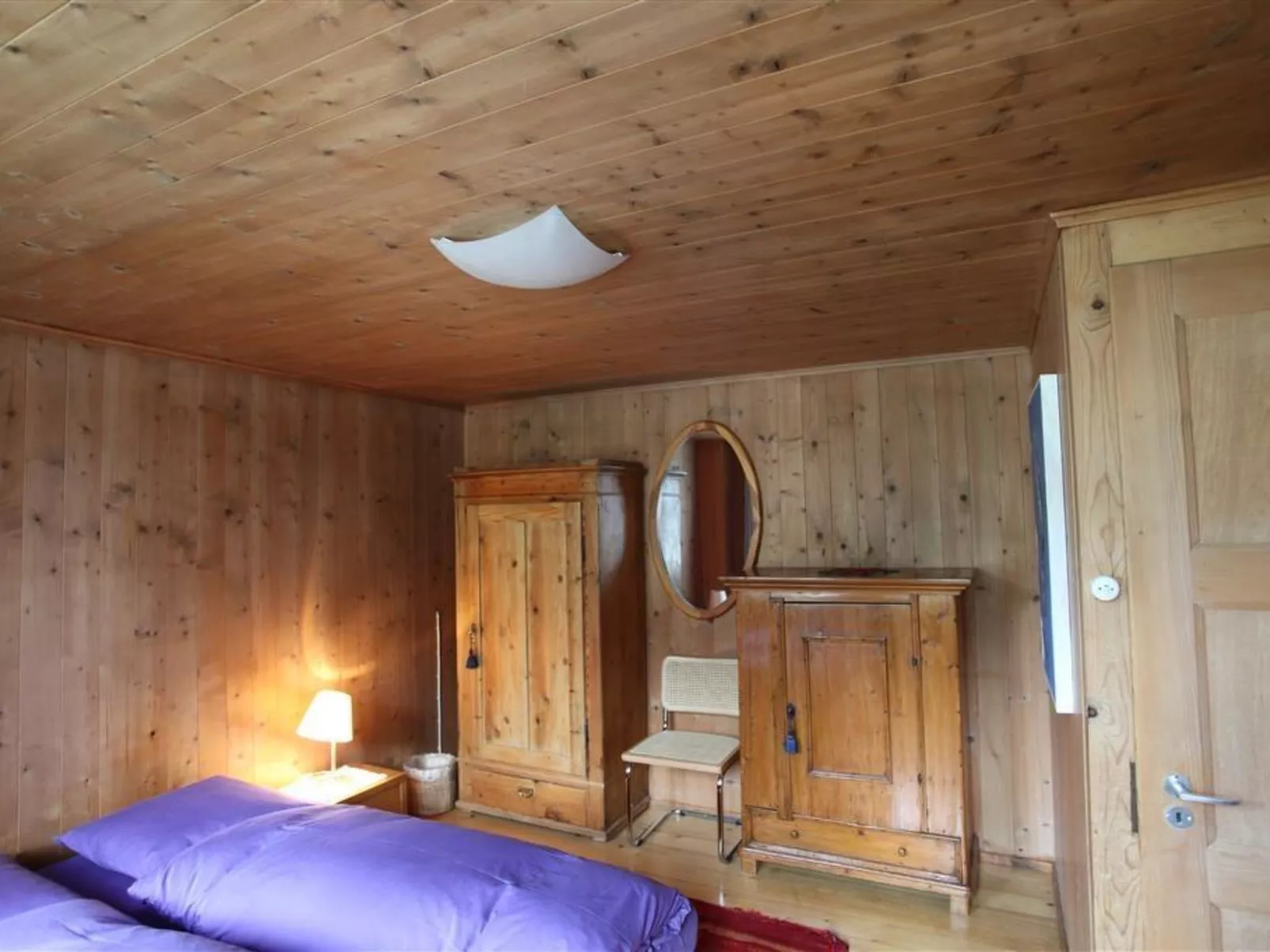 Lena, Chalet-Inside