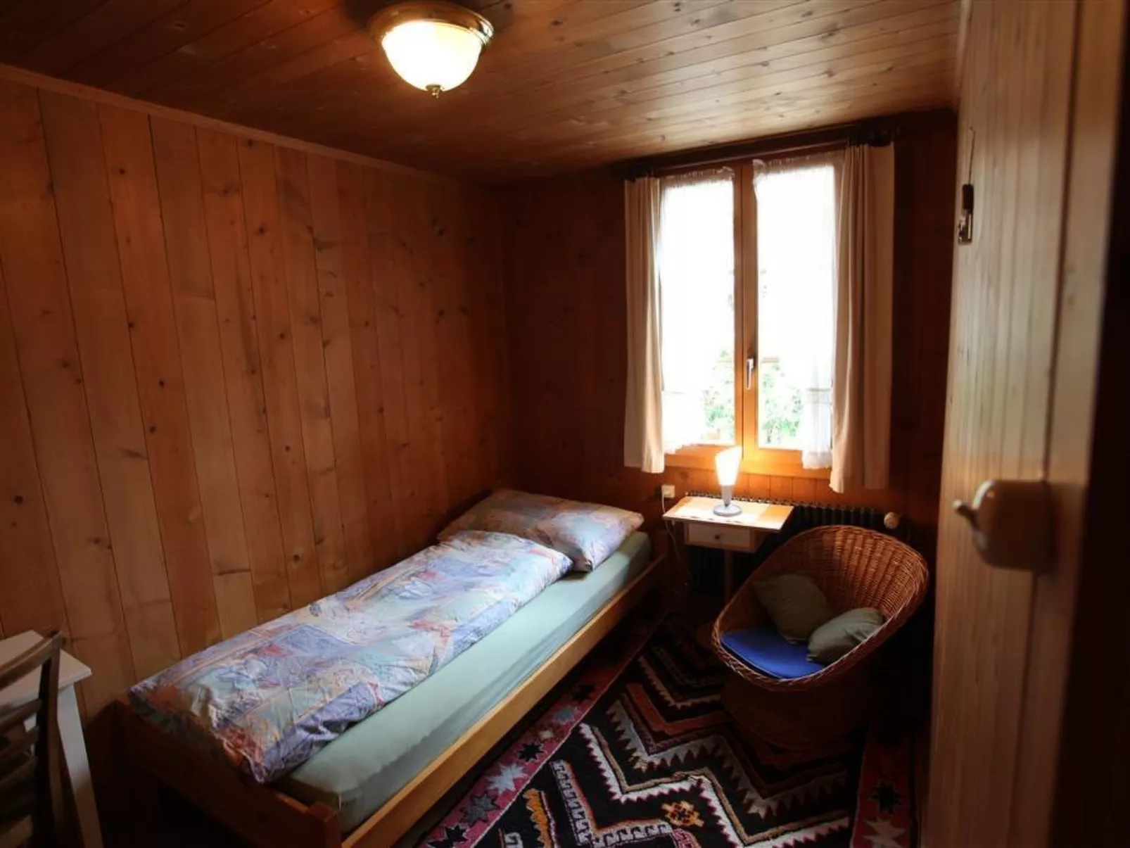 Lena, Chalet-Inside
