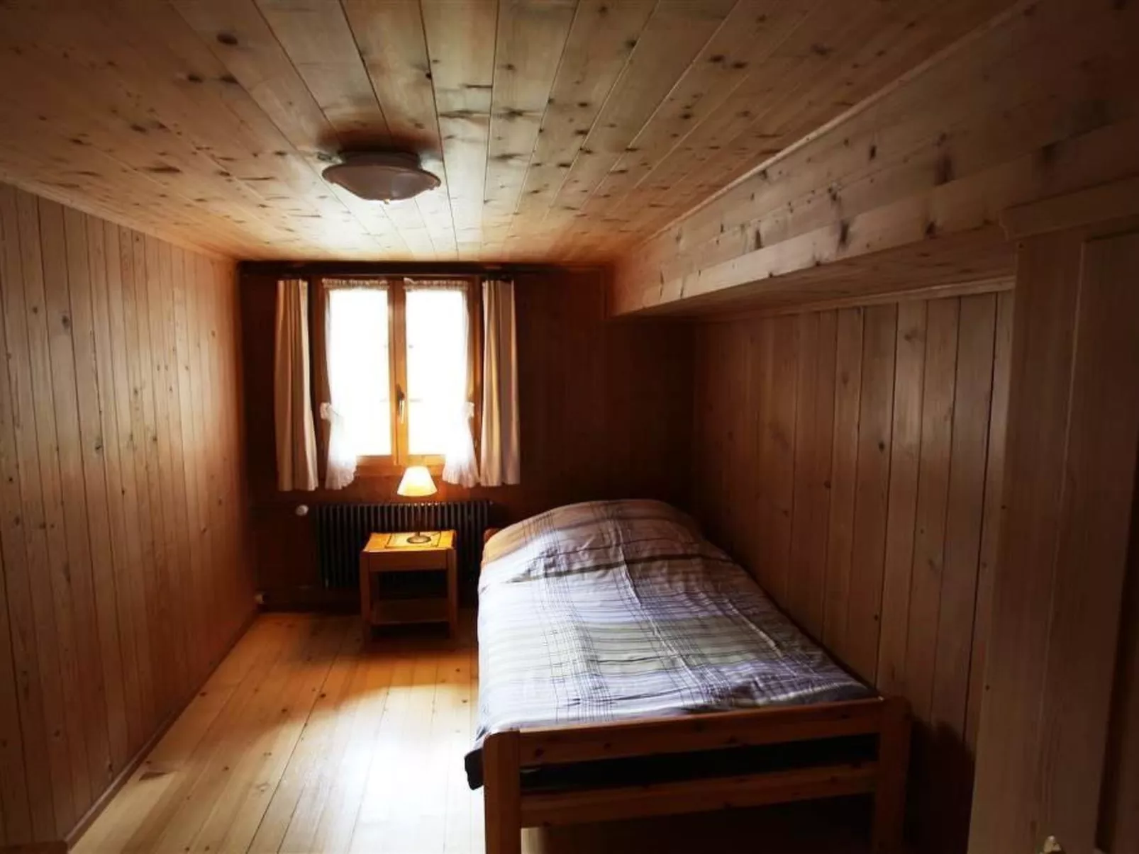 Lena, Chalet-Inside
