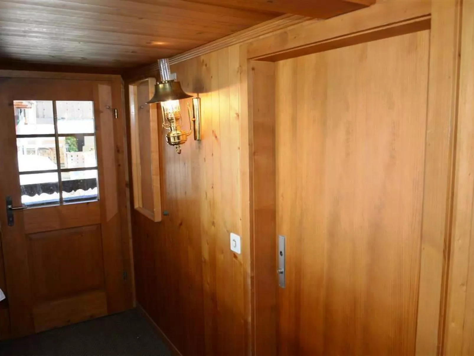 Le Vieux Chalet-Inside