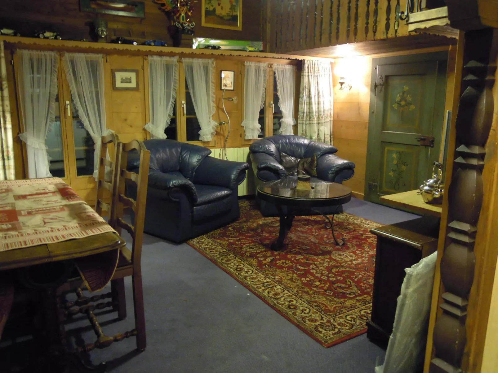 Le Vieux Chalet-Inside