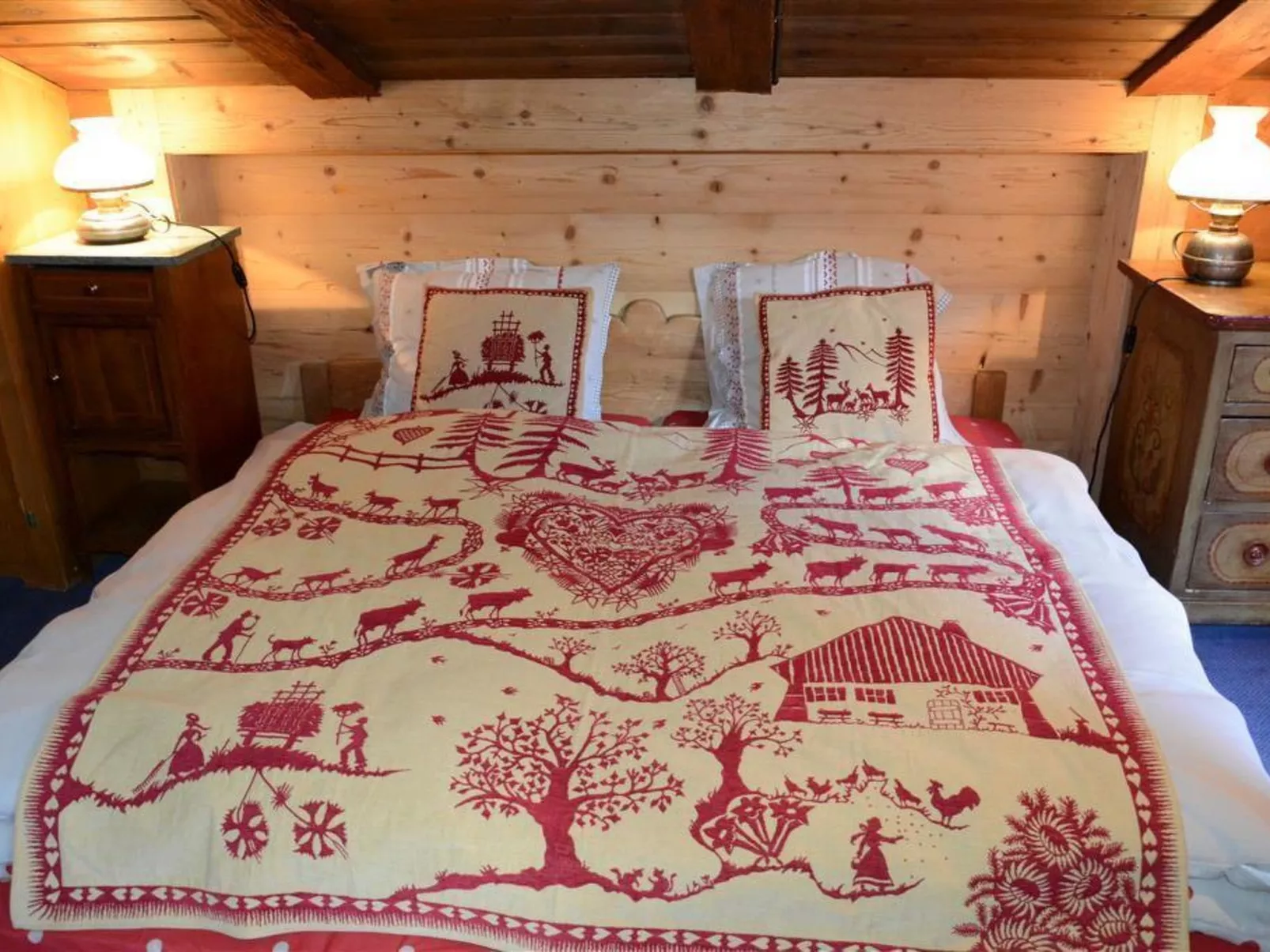 Le Vieux Chalet-Inside