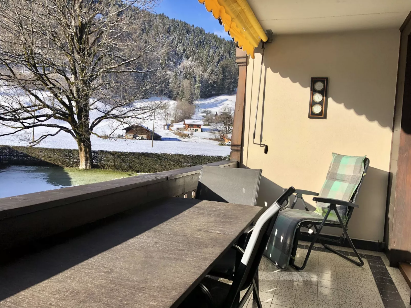 Oberland Nr. 29-Dedans