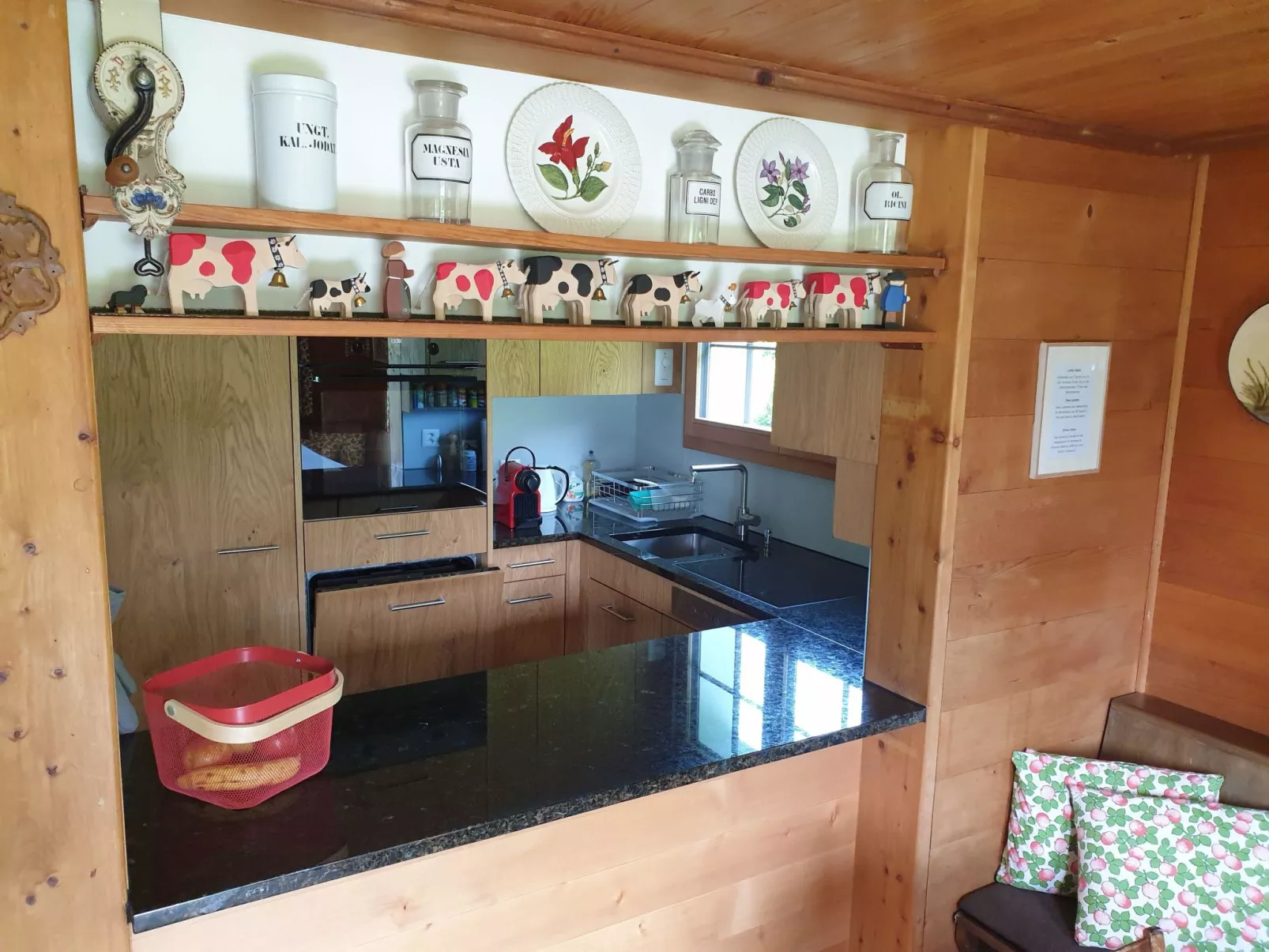 Aerneli, Chalet-Inside