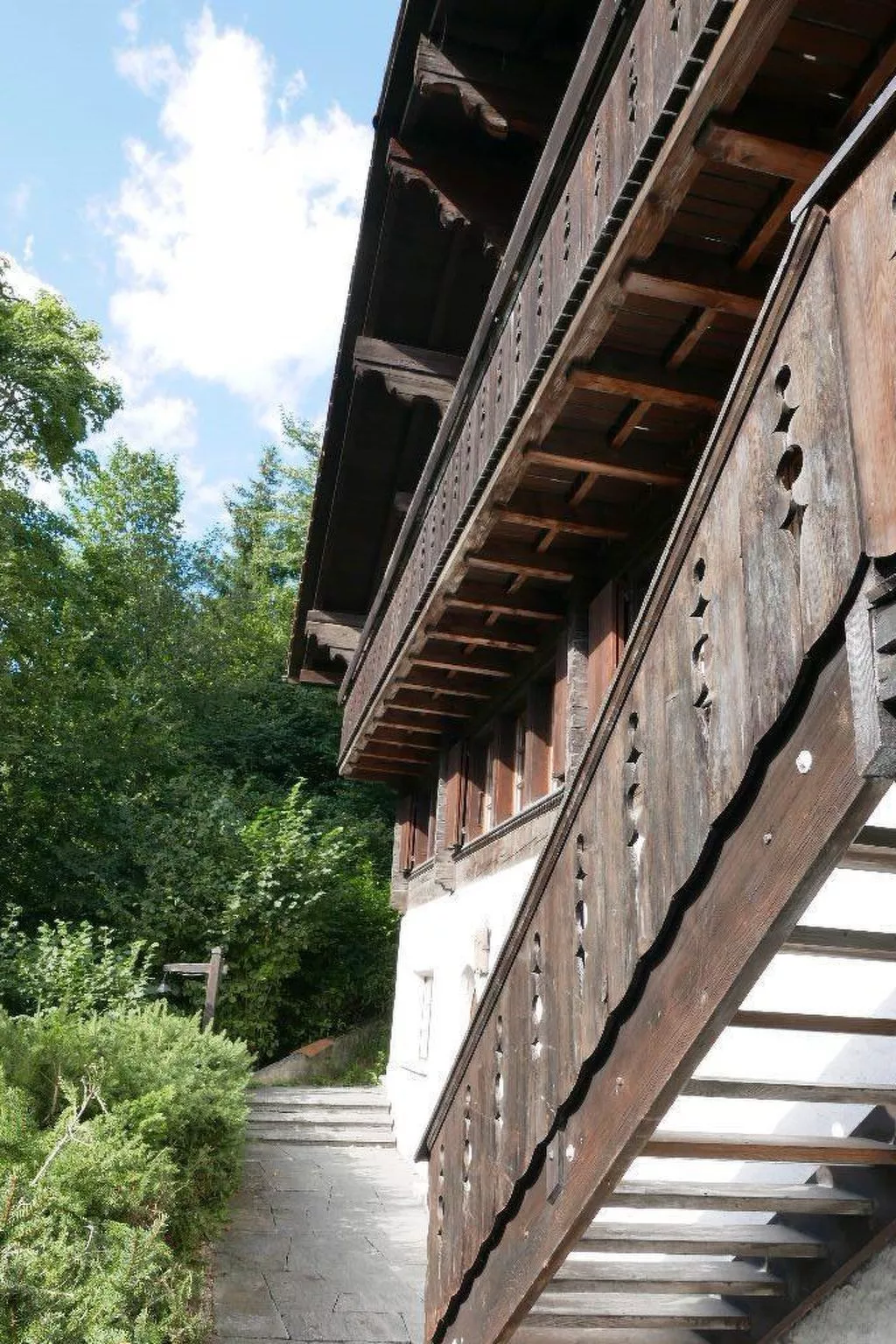 Tree-Tops, Chalet-Outside