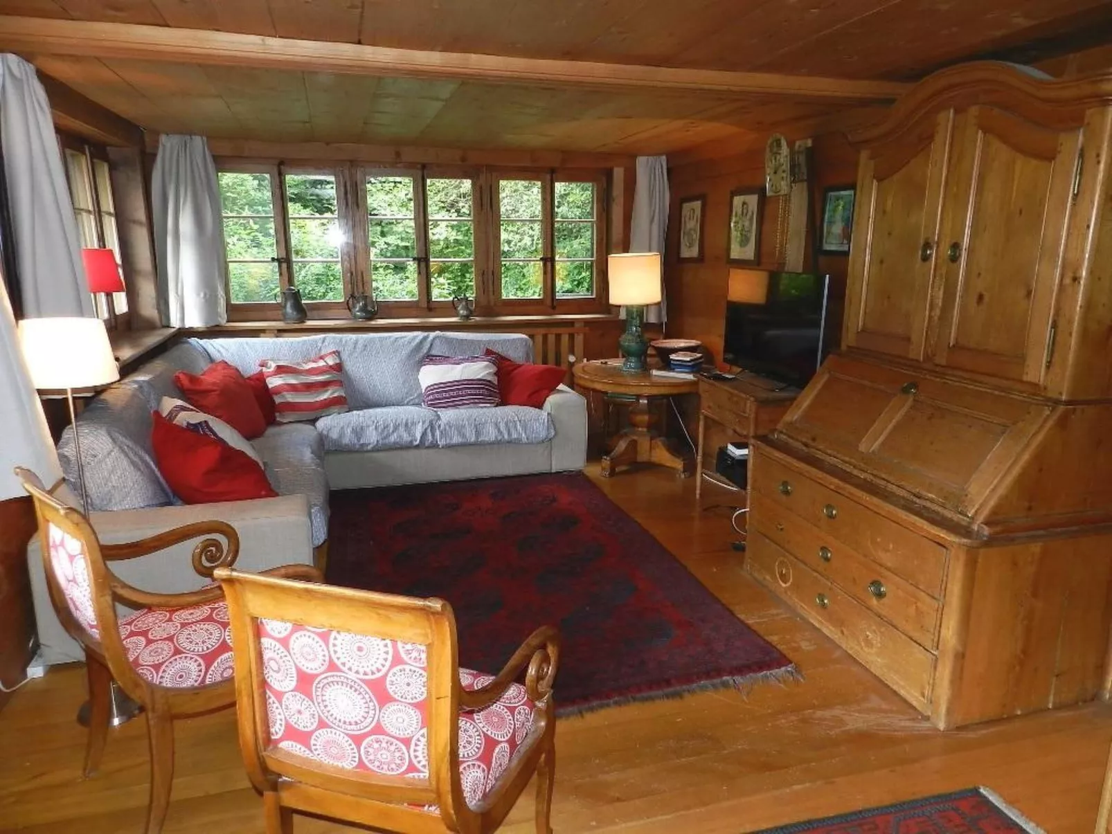 Tree-Tops, Chalet-Inside