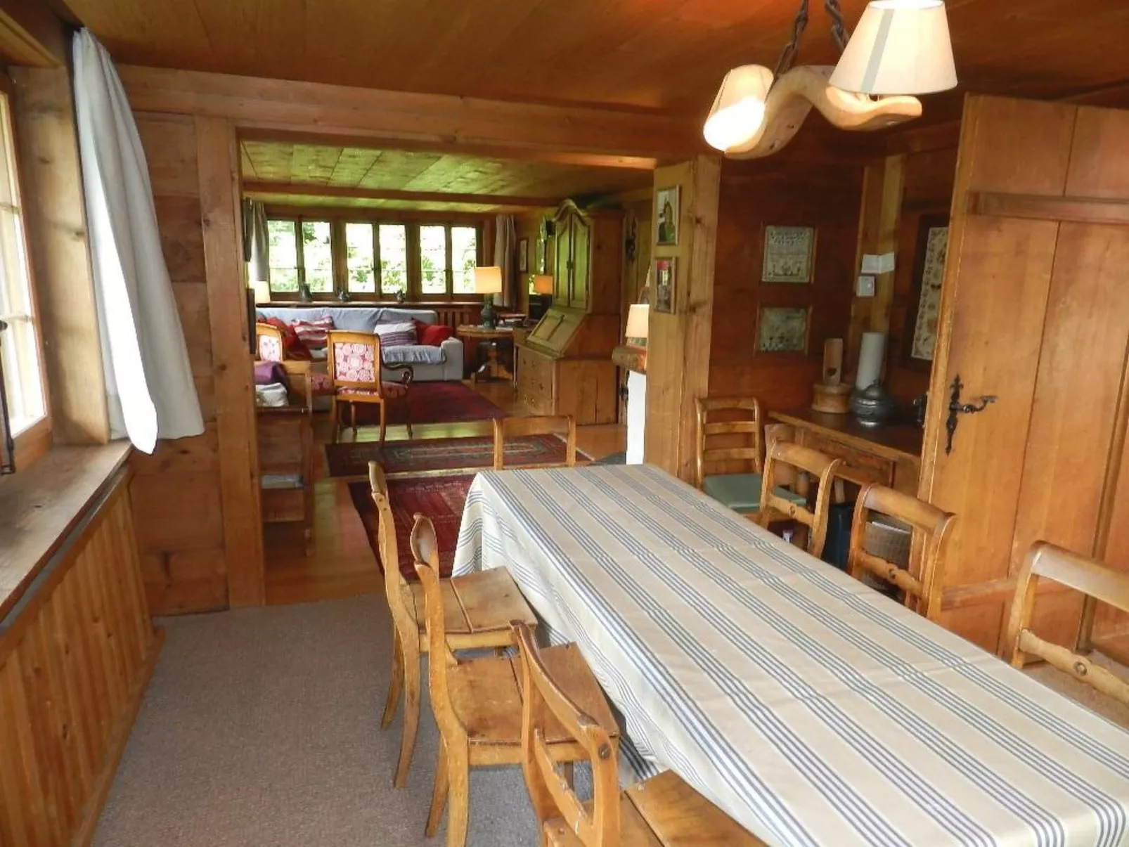 Tree-Tops, Chalet-Inside