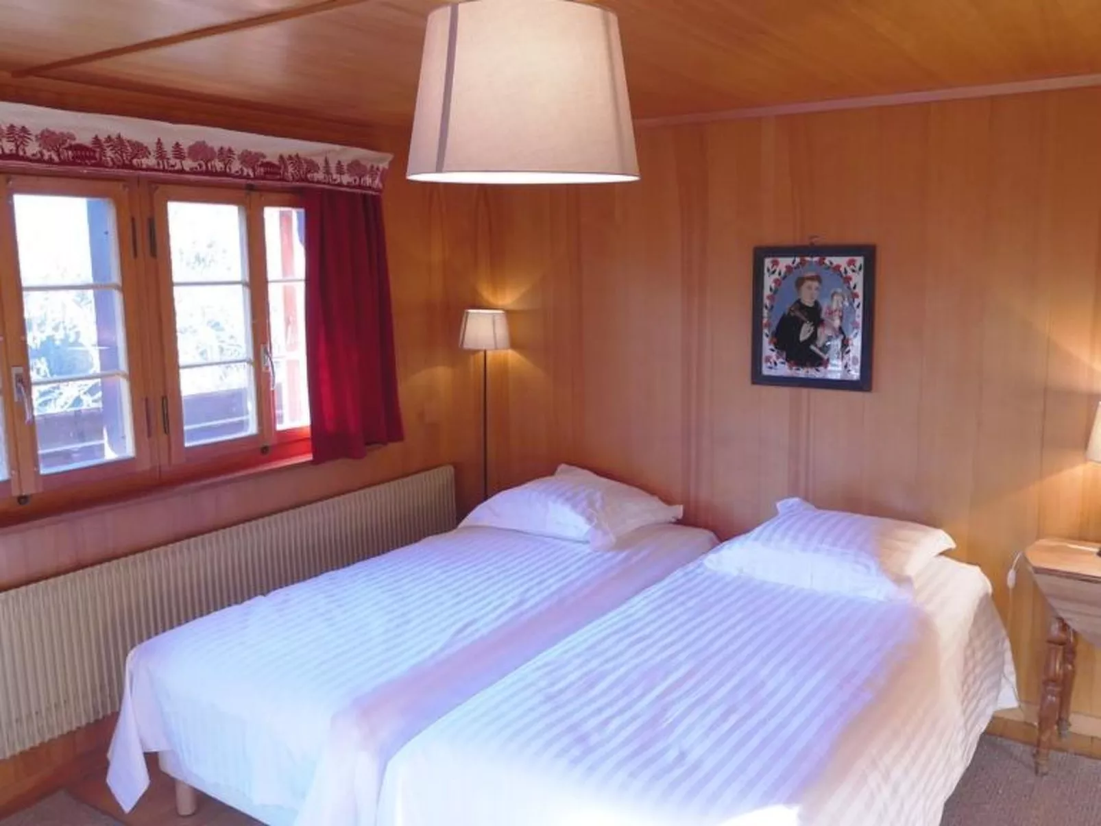 Tree-Tops, Chalet-Inside