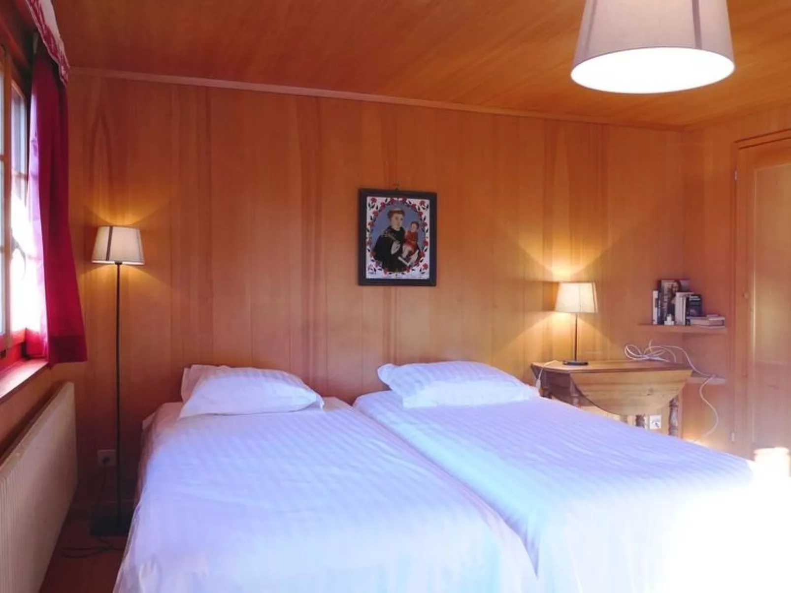 Tree-Tops, Chalet-Inside