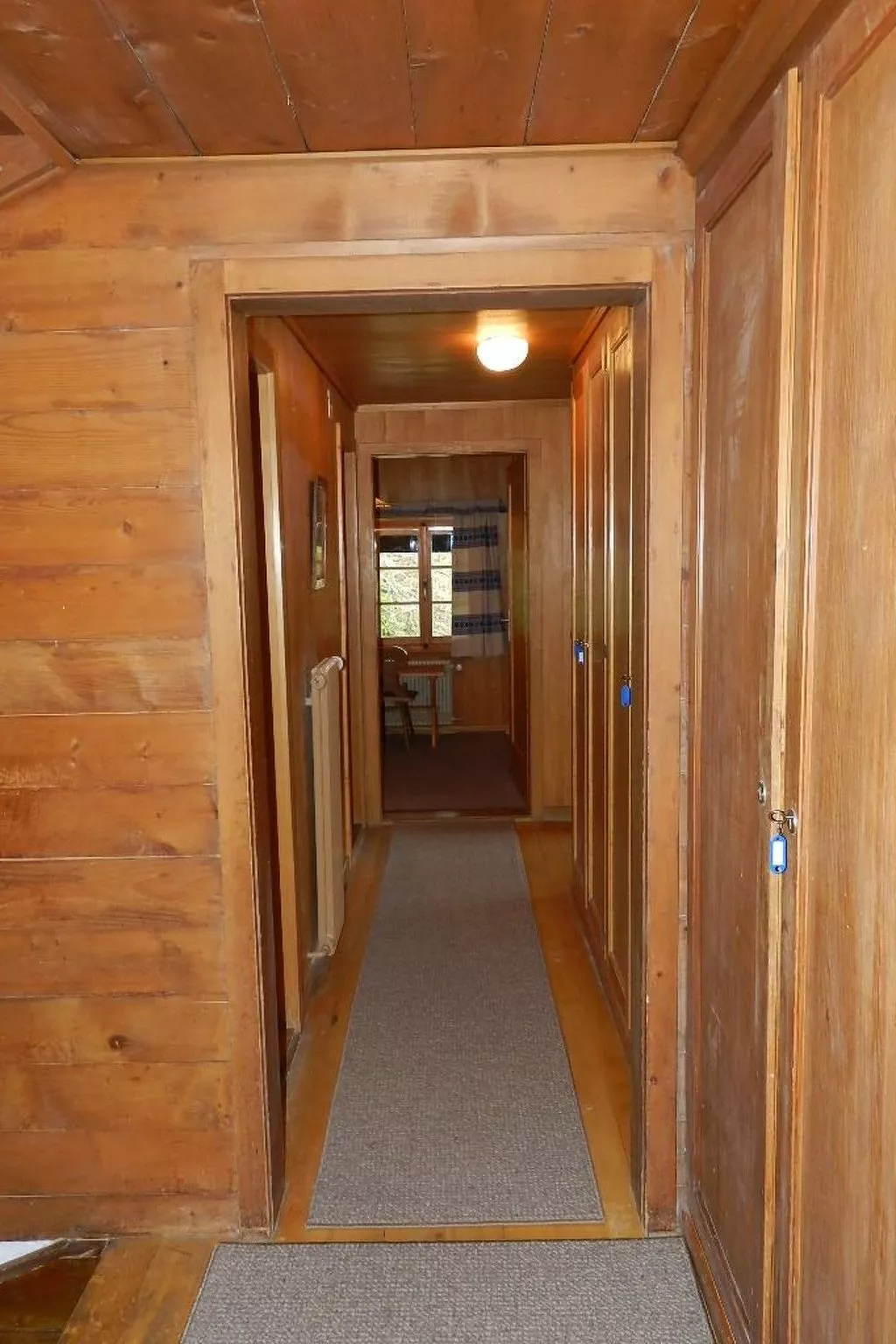 Tree-Tops, Chalet-Inside