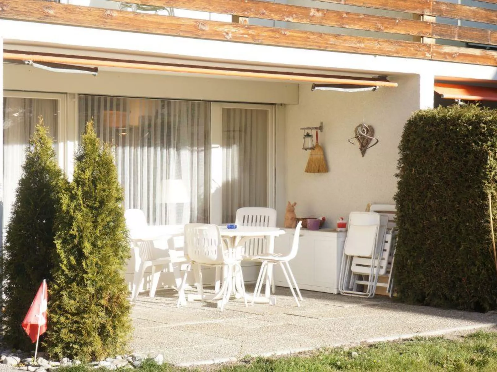 La Sarine 13-Inside