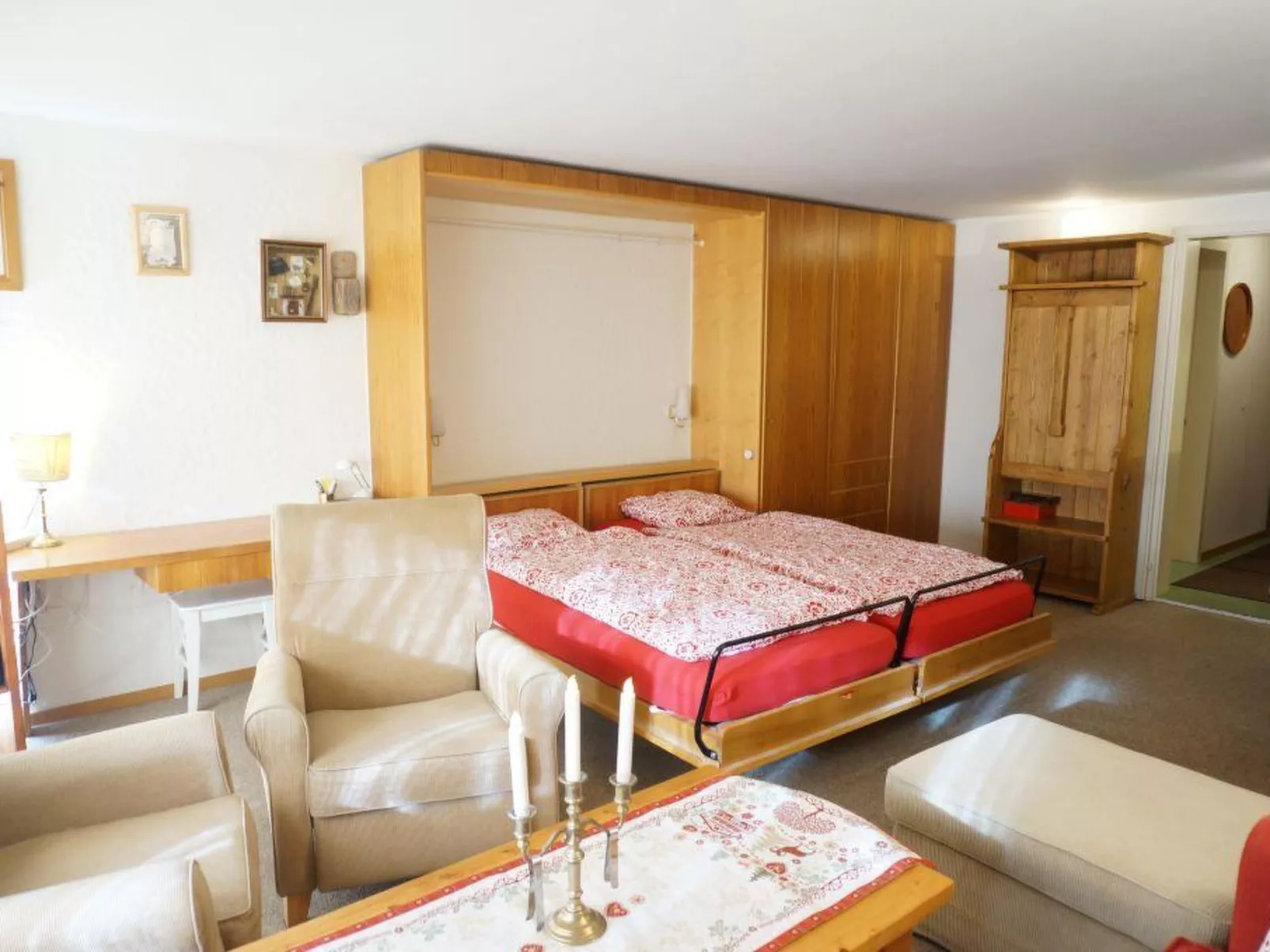 La Sarine 13-Inside