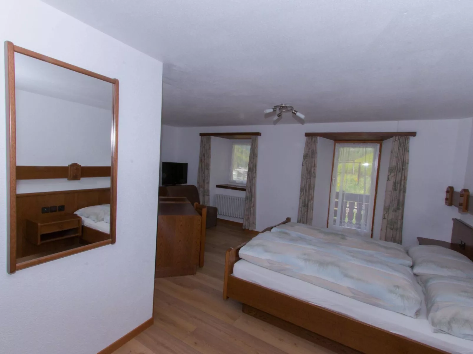 Monte Rosa-Inside